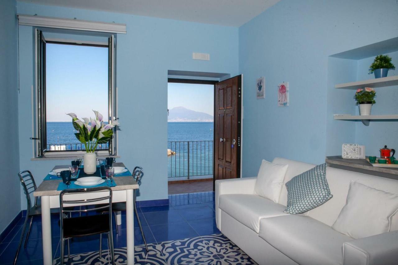 Il Borgo Antico Sorrento Sea View Apartment Exterior photo