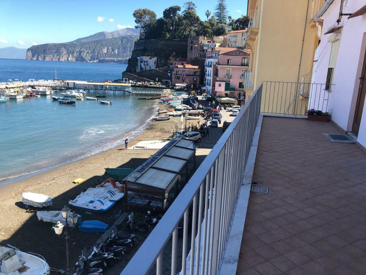 Il Borgo Antico Sorrento Sea View Apartment Exterior photo